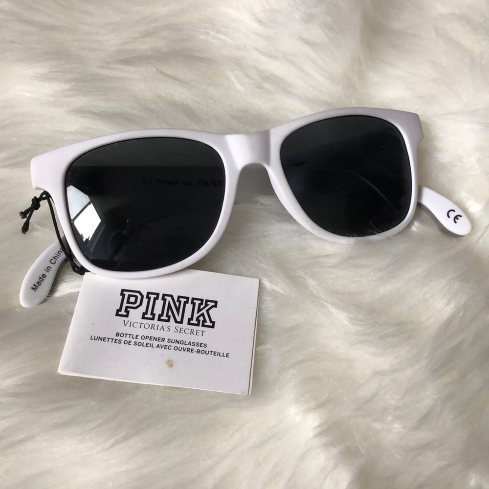 Victoria’s Secret PINK Bottle Opener Sunglasses 🕶